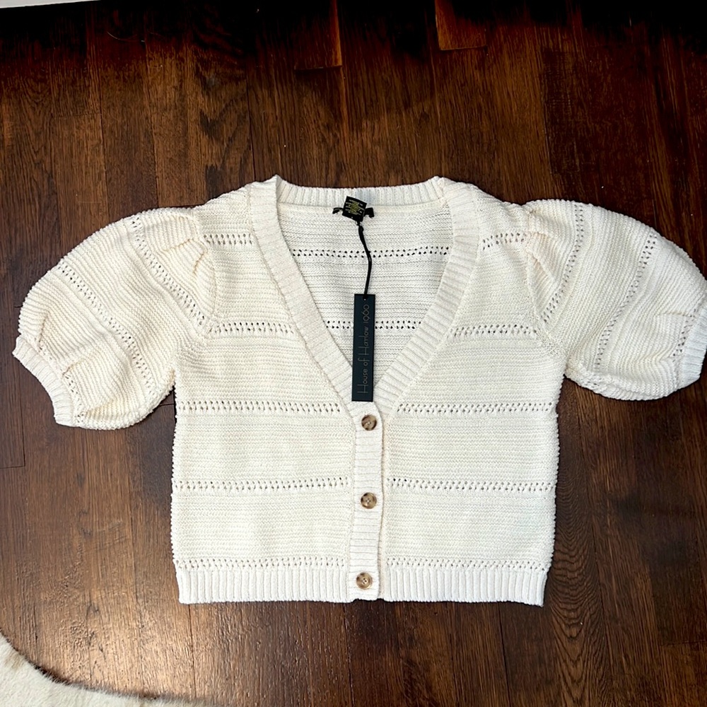 House of Harlow 1960 Puff Short Sleeve Cardigan. Size Small